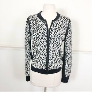Velvet By Graham & Spencer Animal print cardigan sweater Black white MEDIUM